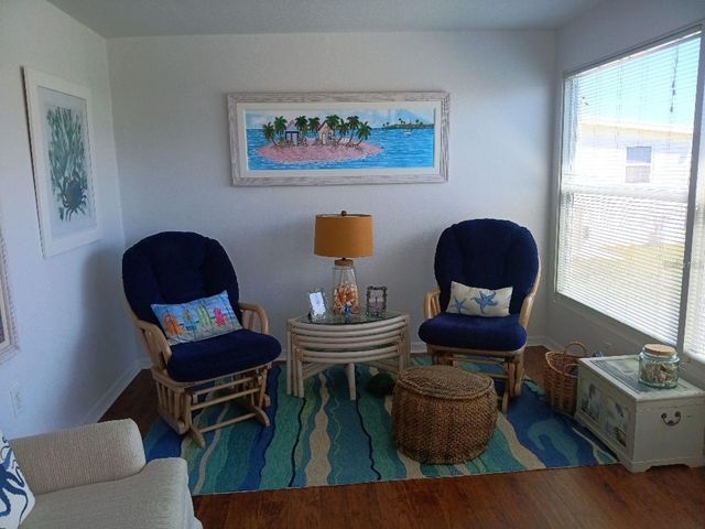 736 CAREFREE, Venice, FL 34285