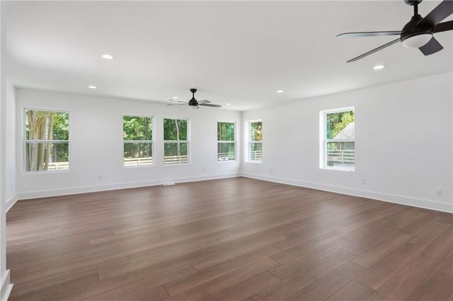 2450 tennyson trail, Grayson, GA 30017