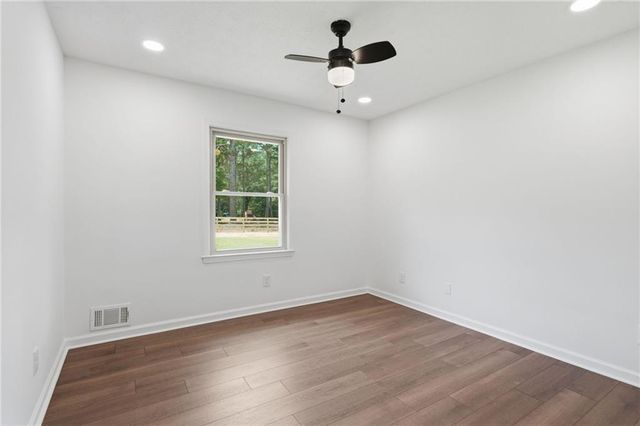 2450 tennyson trail, Grayson, GA 30017