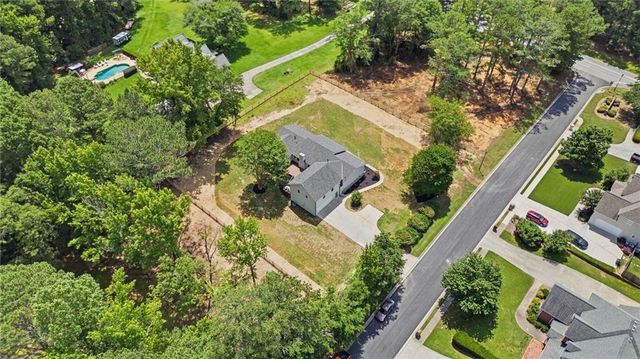 2450 tennyson trail, Grayson, GA 30017