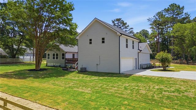 2450 tennyson trail, Grayson, GA 30017