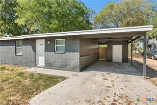 1011 Hackberry Street A/B, San Marcos, TX 78666