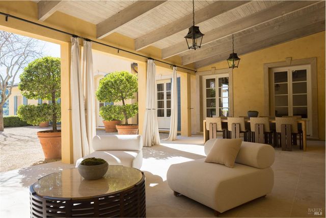 5870 Silverado Trl, Napa, CA 94558