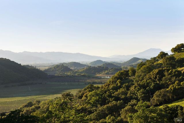 5870 Silverado Trl, Napa, CA 94558