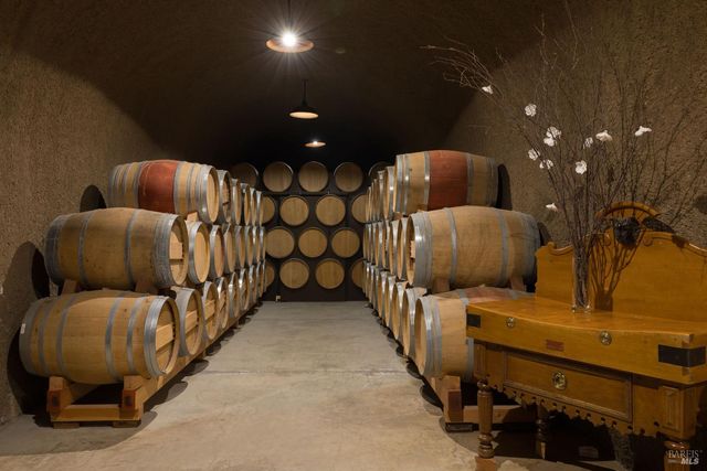 5870 Silverado Trl, Napa, CA 94558