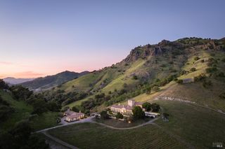 5870 Silverado Trl, Napa, CA 94558