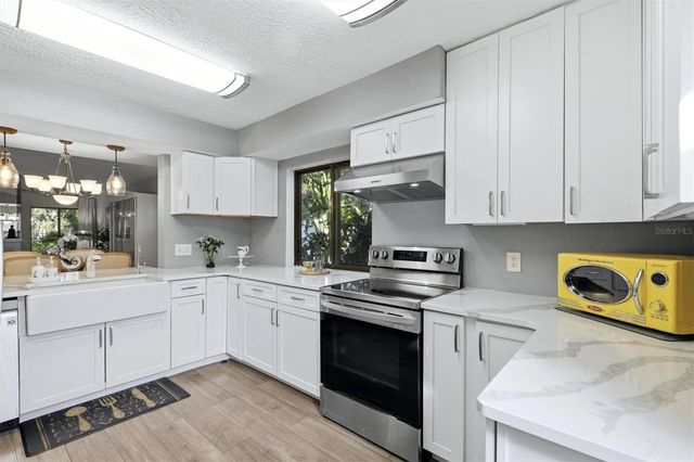 6421 SUN EAGLE LANE, Bradenton, FL 34210