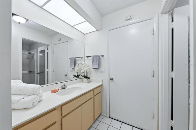 6421 SUN EAGLE LANE, Bradenton, FL 34210