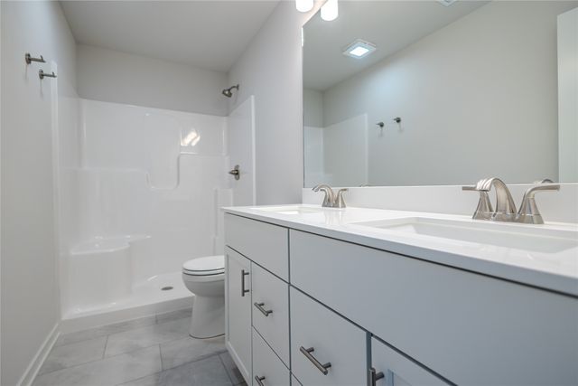 1712 Gordon Court, Norwalk, IA 50211