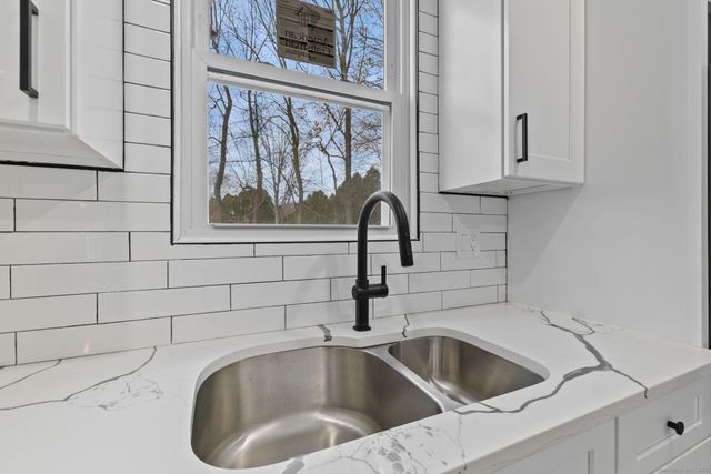 19 Henry Street, Watertown, CT 06779