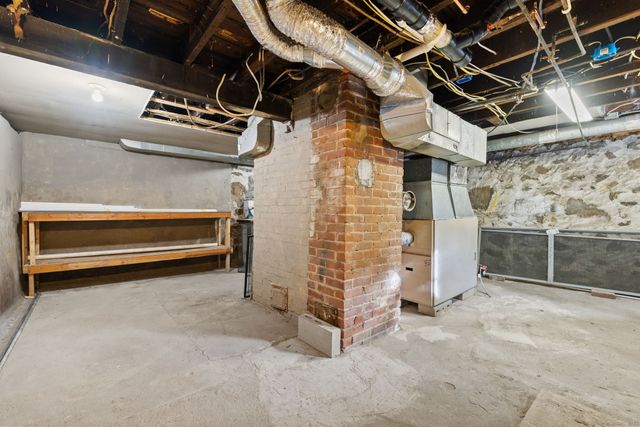 19 Henry Street, Watertown, CT 06779