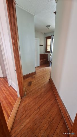 64-66 Ridge Street, Manchester, CT 06040