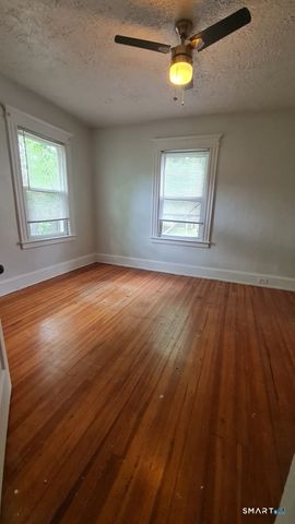 64-66 Ridge Street, Manchester, CT 06040