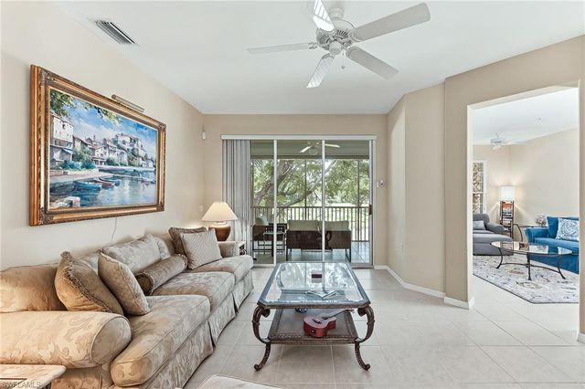 2190 Arielle DR 901, Naples, FL 34109