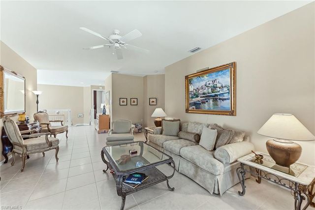 2190 Arielle DR 901, Naples, FL 34109