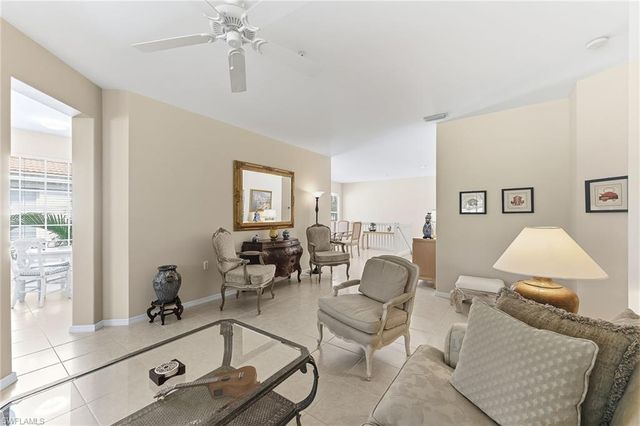 2190 Arielle DR 901, Naples, FL 34109