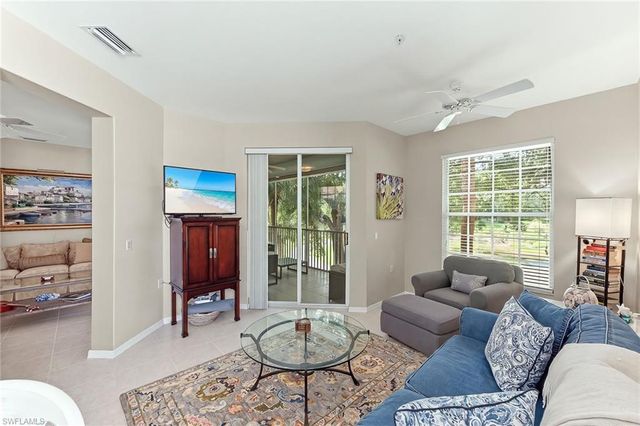 2190 Arielle DR 901, Naples, FL 34109