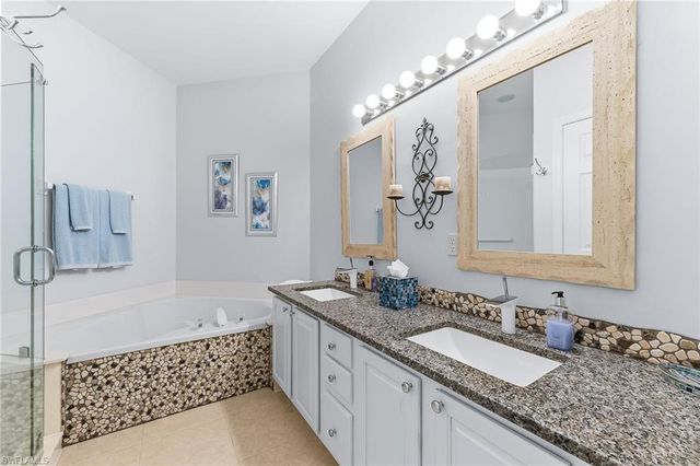 2190 Arielle DR 901, Naples, FL 34109