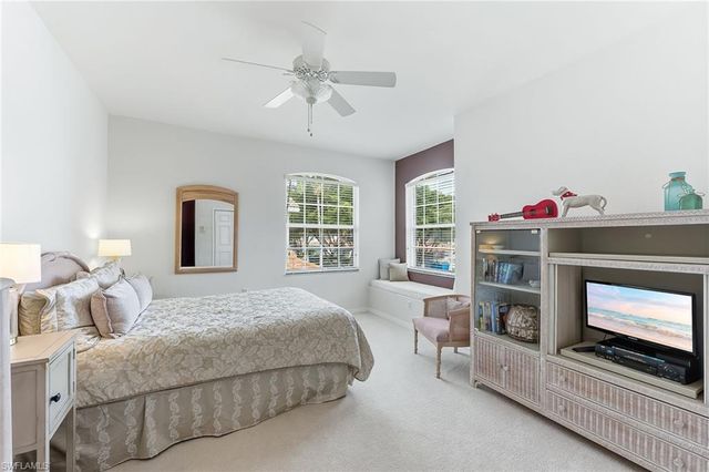 2190 Arielle DR 901, Naples, FL 34109