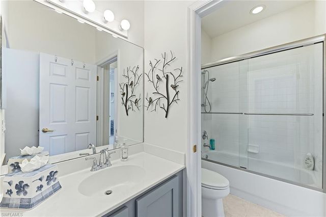 2190 Arielle DR 901, Naples, FL 34109