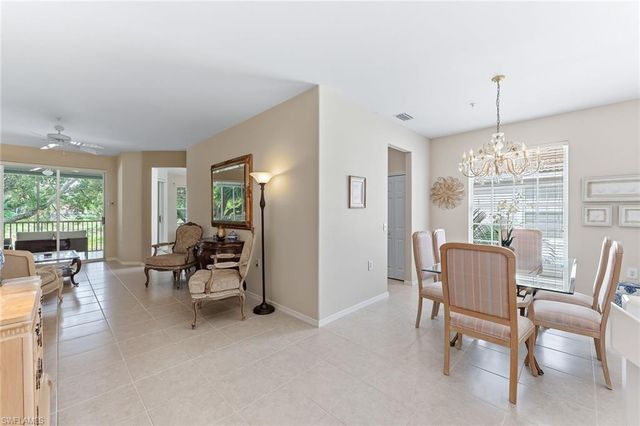 2190 Arielle DR 901, Naples, FL 34109