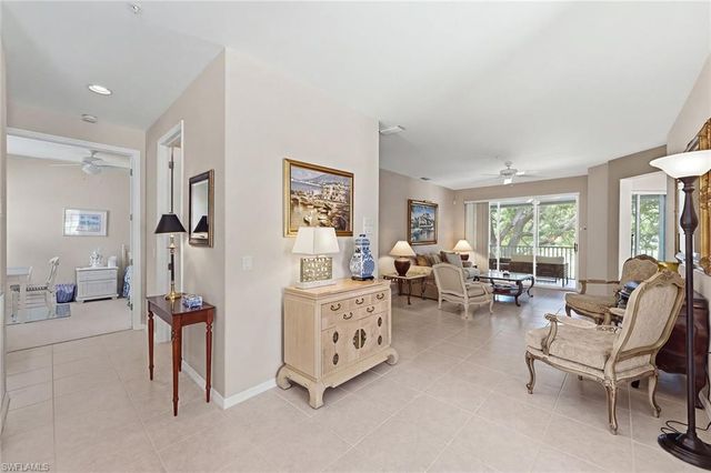 2190 Arielle DR 901, Naples, FL 34109