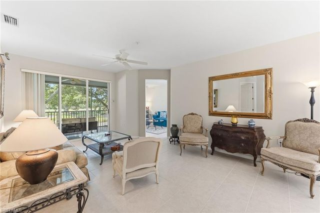 2190 Arielle DR 901, Naples, FL 34109
