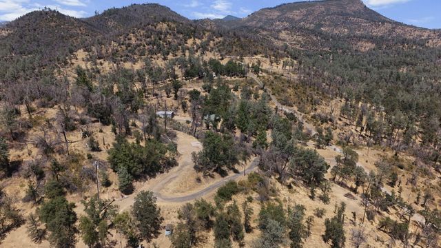 14020 Windfall Drive, Redding, CA 96003