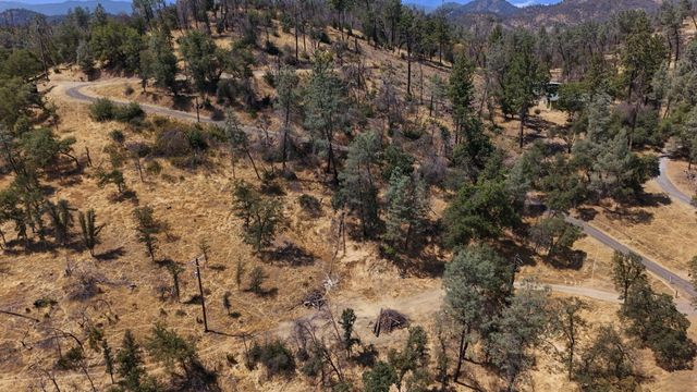 14020 Windfall Drive, Redding, CA 96003