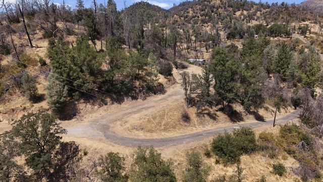 14020 Windfall Drive, Redding, CA 96003