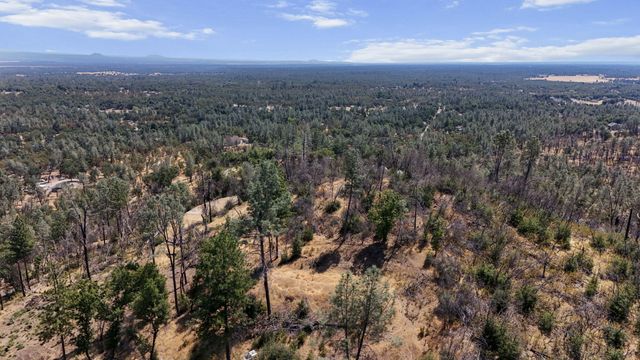 14020 Windfall Drive, Redding, CA 96003