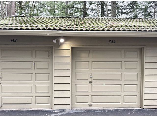 344 CERVANTES Cir, Lake Oswego, OR 97035