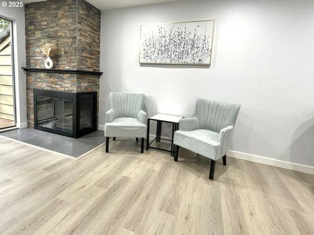 344 CERVANTES Cir, Lake Oswego, OR 97035