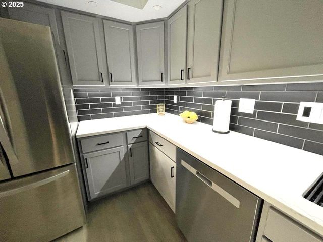 344 CERVANTES Cir, Lake Oswego, OR 97035