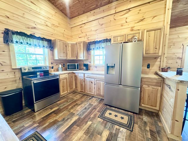 6450 Highway 761, Nancy, KY 42544