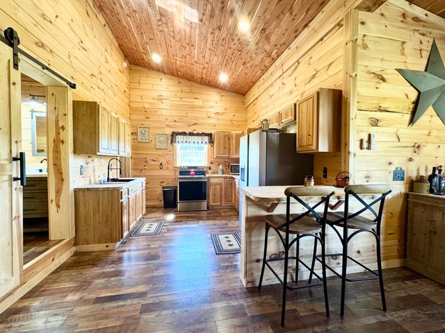 6450 Highway 761, Nancy, KY 42544