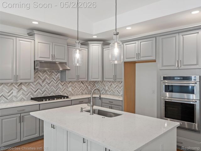 3318 Roseford Boulevard, Ann Arbor, MI 48105