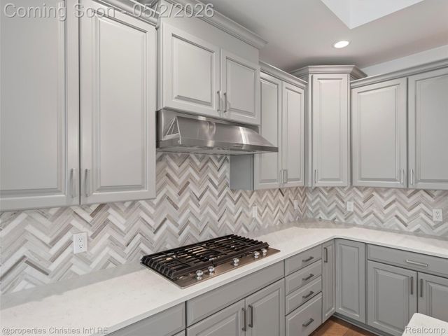 3318 Roseford Boulevard, Ann Arbor, MI 48105