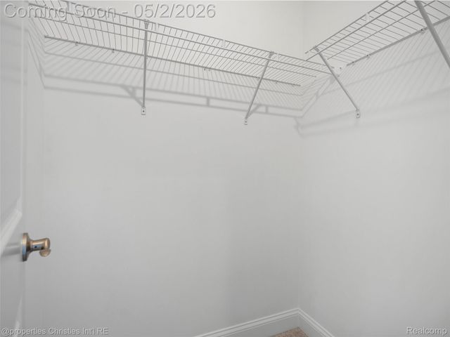 3318 Roseford Boulevard, Ann Arbor, MI 48105