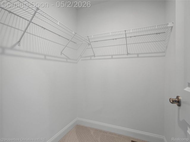 3318 Roseford Boulevard, Ann Arbor, MI 48105