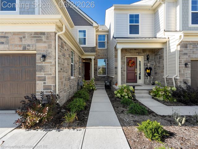 3318 Roseford Boulevard, Ann Arbor, MI 48105