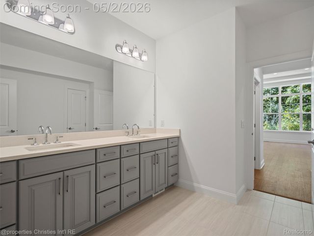 3318 Roseford Boulevard, Ann Arbor, MI 48105