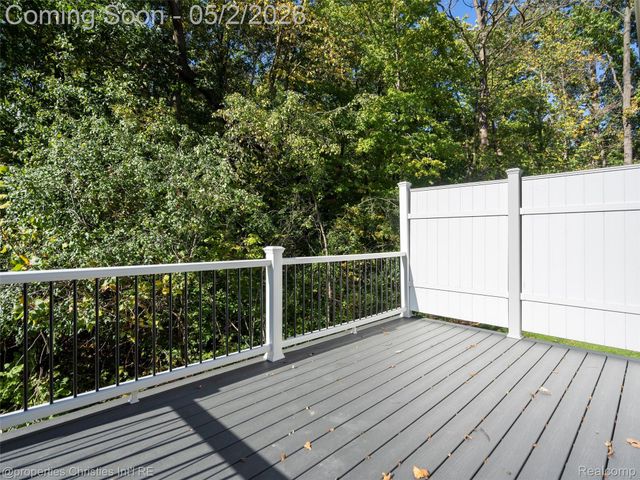 3318 Roseford Boulevard, Ann Arbor, MI 48105