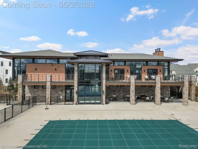 3318 Roseford Boulevard, Ann Arbor, MI 48105