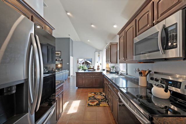 10864 Irish Glen Trail, Fort Worth, TX 76052