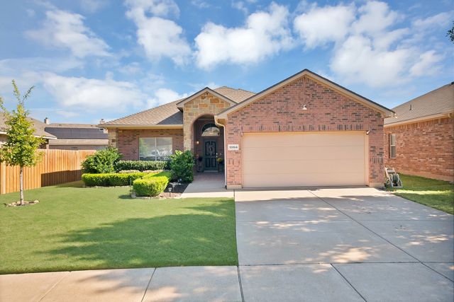 10864 Irish Glen Trail, Fort Worth, TX 76052