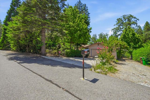 10080 Braemar Way, Grass Valley, CA 95949