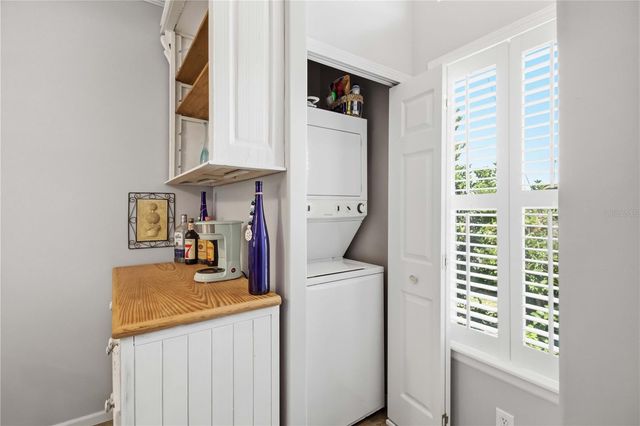915 50TH AVENUE W, Bradenton, FL 34207