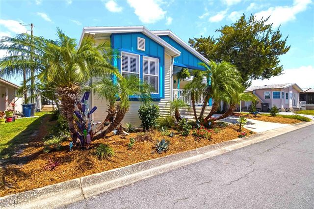 915 50TH AVENUE W, Bradenton, FL 34207