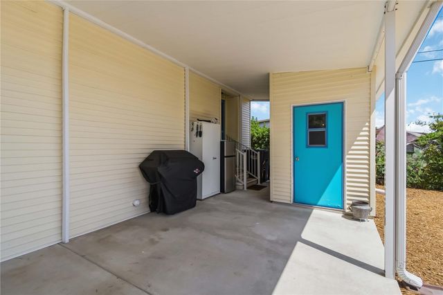 915 50TH AVENUE W, Bradenton, FL 34207